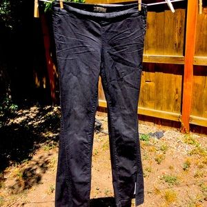Split hem jeans